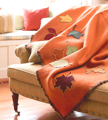 Есенни проекти за интериора: Декоративно одеяло с есенни листа