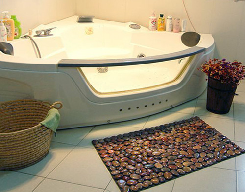 уникални постелки за банята