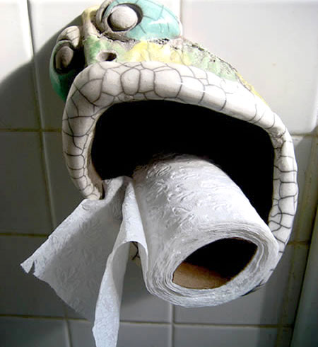8 забавни поставки за тоалетна хартия