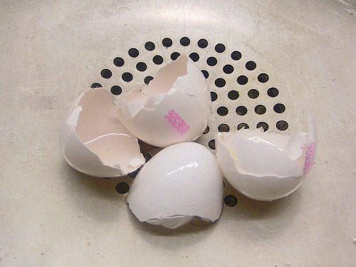  9 неочаквани употреби на яйчените черупки