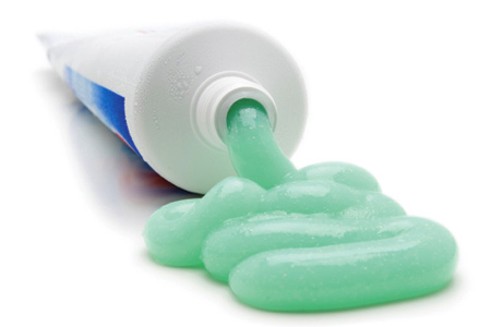  10 неочаквани употреби на пастата за зъби