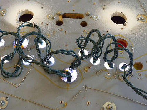      LED-