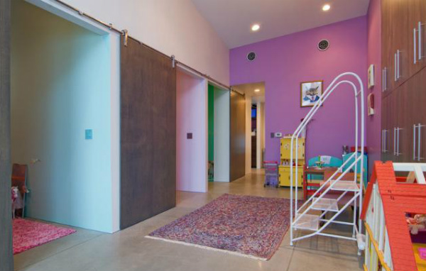 Просторна къща с цветен интериор в Солт Лейк Сити