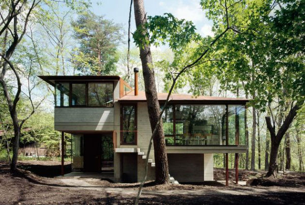 Къща в гората с 360-градусова гледка