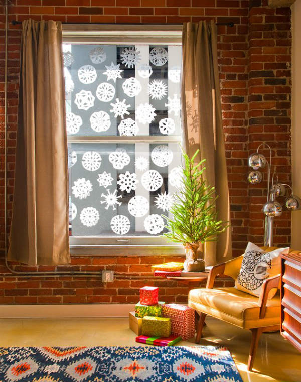 Коледна украса за прозорците