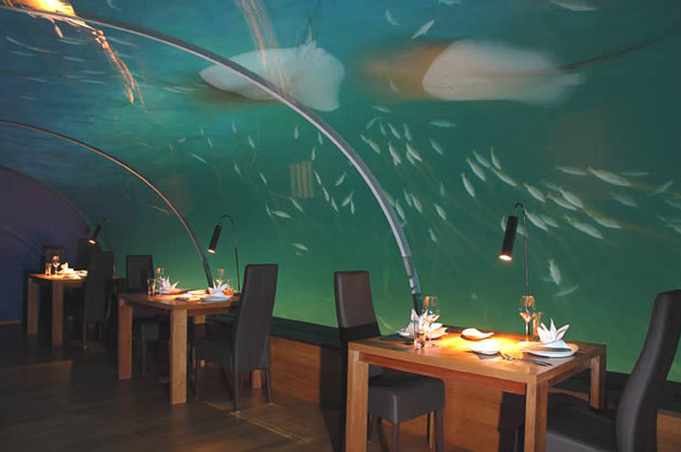 подводен ресторант